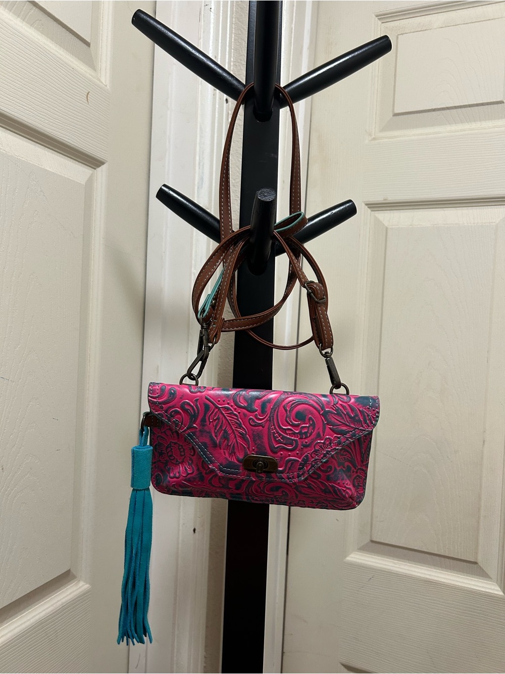Catchfly Studios Mexican Pink Tooled Leather Crossbody Clutch Purse Tassel